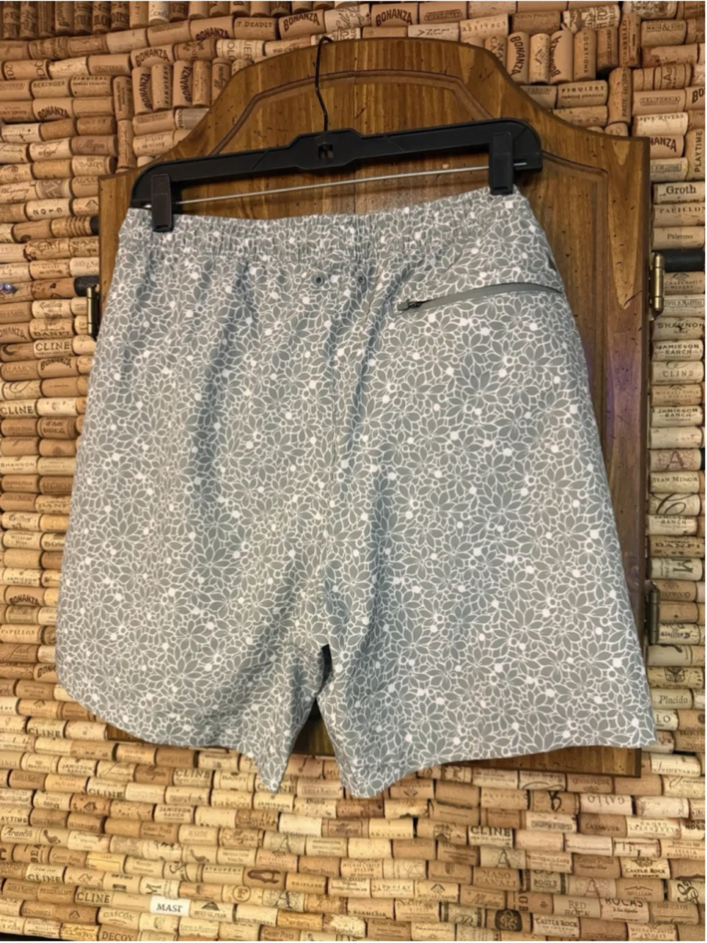 UNTUCKit Beyond Short Green Floral Swim Short Size Medium Summer Vacation